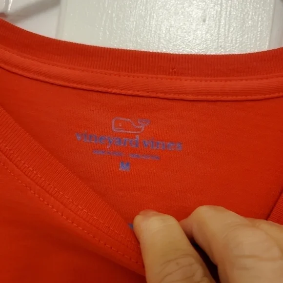 Vineyard Vines Whale Dip Dye Long Sleeve Tee size Medium, colorful, p… - Picture 6 of 9